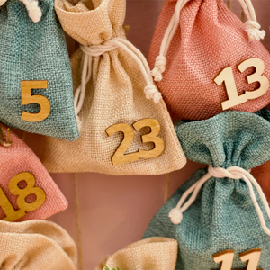 Cá Nhân Bằng Gỗ Mùa Vọng Lịch Để Điền Với Tên Của Trẻ Em Giáng Sinh Trẻ Em Món Quà Trang Trí Nội Thất Lịch Với Rơm Túi - Product Image 3