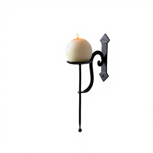 Porte-bougie mural minimaliste en métal noir, idéal pour la décoration lumineuse de la maison, du salon ou de la chambre. - Product Image 1