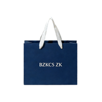 Sac blanc classique de luxe pour vêtements et bijoux, avec logo personnalisé imprimé, design de marque haut de gamme, qualité supérieure pour la vente au détail et les cadeaux