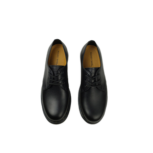 Chaussures habillées classiques pour hommes à coupe basse, conçues avec une construction Goodyear Welt et une tige en cuir véritable, personnalisation OEM disponible pour les chaussures pour hommes - Product Image 2