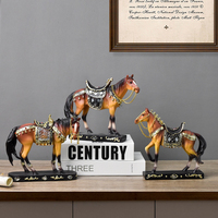 Groothandel Luxe Harsen Galopperend Paard Beeld Modern Huisdecoratie Zwart Wit Paard Beeldje Woonkamer Kantoor Tafel Ornament
