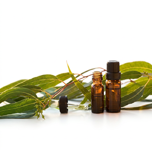 Aceite Esencial de Eucalipto 100% Puro de la Mejor Calidad, Destilado al Vapor en India, para Aromaterapia y Tratamiento del Acné - Product Image 1