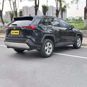 Autos Usados Toyota <span class=keywords><strong>RAV4</strong></span> 2024 2.0L CVT Versión Urbana de Dos Ruedas Motrices Gasolina Buen Estado LHD SUV Confortable - Product Image 4