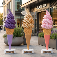 Sculpture en résine en forme de crème glacée, modèle de dessert tendance pour l'accueil des boutiques de desserts et la décoration de panneaux de crème glacée