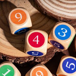 FACCUB Fabrik Großhandelspreis Hochwertige Maßgefertigte 25mm Große Holz-D6-Würfel Spiel Natürliche Blanko-Farbe Bedruckte Zahlen - Product Image 5