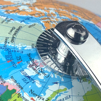 Globe du monde politique de 20cm cadeau éducatif avec méridien en métal et base en métal Globe politique du monde