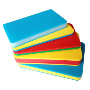 3-Lớp HDPE đôi màu nhựa tấm <span class=keywords><strong>uhmwpe</strong></span> vật liệu với bề mặt nhẵn khắc lõi màu cho in ấn Hội Đồng Quản Trị - Product Image 3