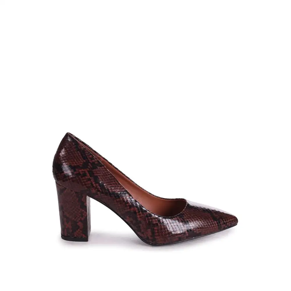 Zapatos de tacón de bloque de diseño llamativo para mujer, Sandalias de tacón de aguja con estampado de serpiente de PU, venta al por mayor