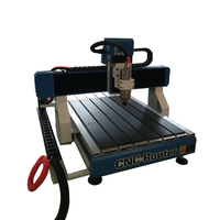 Routeur CNC de bureau Mini 6090 3D à broche unique 2,2 kW, machine haute productivité avec contrôle RichAuto et moteur