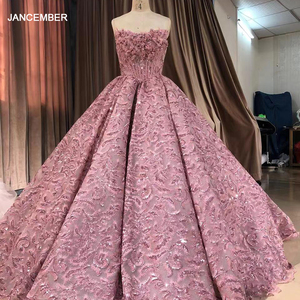 ชุดราตรีออกงานปาร์ตี้แต่งขนนกสีชมพูสวยหรู แบบเปิดไหล่ รุ่น Jancember 7757-1 - Product Image 5
