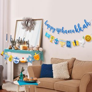 Nuova Ghirlanda Decorativa con Lettere Glitterate 'Happy Hanukkah' di Nicro, Design con Esagramma e Candelabro, Bandiera per Decorazioni Festive - Product Image 4