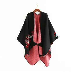 <span class=keywords><strong>La</strong></span> nueva mujer de gran área de impresión capa con <span class=keywords><strong>la</strong></span> magia del invierno desgaste al aire libre chaqueta de abrigo para mujer de moda capas Pashmina - Product Image 5