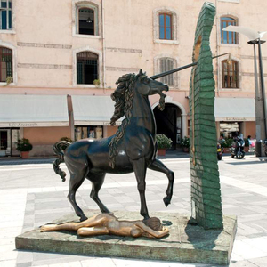 Grande Scultura di Cavallo in Bronzo Surrealista, Statua d'Arte Astratta per Giardino e Spazi Pubblici - Product Image 2