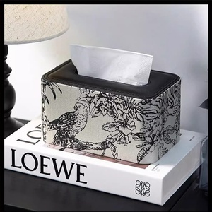 Porta Servilletas de Lujo Moderno con Apertura Magnética en la Parte Inferior, Elegante Porta Servilletas de Cuero PU con Opción de Logotipo Personalizado FRINS - Product Image 5