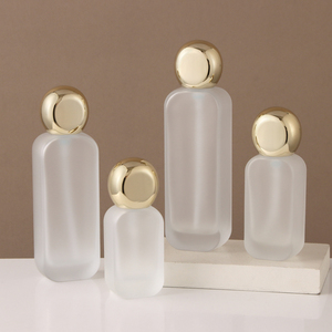 Stock Disponible Matériel d'Emballage Kit de Soins de la Peau Bouteille en Verre Dépoli Vide Adaptée pour Essence Lotion Crème Visage Logo Imprimable - Product Image 4