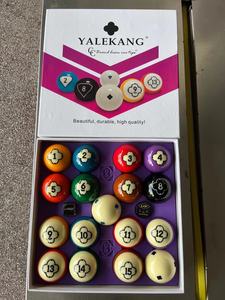 Juego Completo de Bolas de Billar Yalekang Negras de 8 Cristales de PVC, Bolas de Billar Americanas de 16 Colores, Estándar de Snooker, Tamaño Grande, en Caja - Product Image 1
