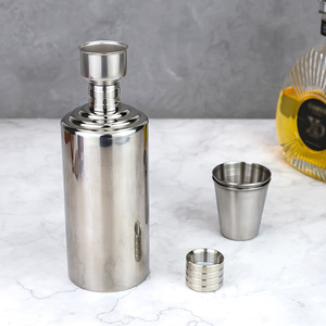 Fiaschetta da whisky personalizzata con logo, 500 ml, in acciaio inossidabile, con 2 bicchierini e custodia in pelle PU, ideale per viaggi, golf e campeggio - Product Image 6