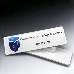 Badge nominatif personnalisé avec logo blanc imprimé, résistant à l'eau, pour le personnel et les étudiants des universités - Product Image 1