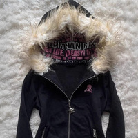 Gothic Kapuzenjacke für Damen mit 3D-Buchstaben, Totenkopf-Stickerei, Reißverschluss, Pelzbesatz, Japanischer Y2K-Stil, Frühling, Baumwollmischung