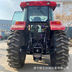 รถแทรกเตอร์ตงฟางหง 200 แรงม้า ห้องโดยสารติดแอร์ ขับเคลื่อน 4 ล้อ สำหรับใช้งานในฟาร์ม - Product Image 1