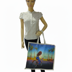 Bolsa de Lona Deportiva con Foto Laminada Geométrica Personalizada, Impresión Digital, Tamaño Grande, Uso en Exteriores, Asa 100% Algodón, Cierre de Cremallera - Product Image 1