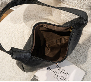 2025 nouvelle mode luxe femmes en <span class=keywords><strong>cuir</strong></span> <span class=keywords><strong>sac</strong></span> à main concepteur messager <span class=keywords><strong>sac</strong></span> à main sangle unique fermeture à glissière PU bonbons peau douce - Product Image 4