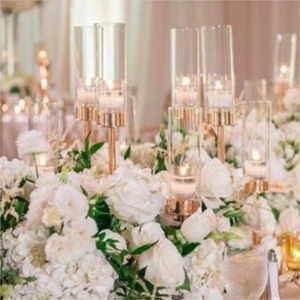 Set di 3 Pezzi Personalizzati di Fabbrica, Portacandele in Metallo Dorato - Product Image 1