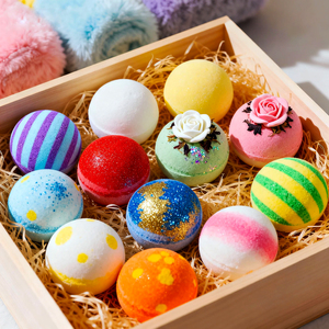 Набор круглых бомбочек для ванны OEM на заказ с ароматом жасмина, органические, веганские, нетоксичные ингредиенты, роскошный стиль, индивидуальная упаковка - Product Image 1