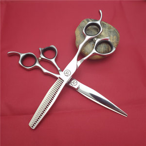 Tijeras de entresacar de acero inoxidable 440C premium con mango de gema morada, tijeras de peluquería de mango largo para uso en barberías y salones. - Product Image 3