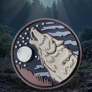 울부짖는 늑대 pvc 패치 3D 캡 아플리케 액세서리 사용자 정의 후크 및 루프 3D 실리콘 pvc 패치 의류 용 고무 라벨 - Product Image 1