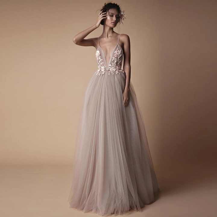 white maxi backless dress Farida Lace - US 14 Linen/Length:With train XS (6) Susanny Heels Women Stiletto Great for any cup