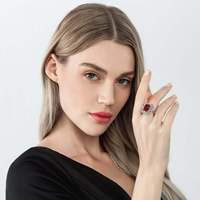 Bague pour femme MuShan Jewelry, haute qualité, tendance, très vendue, argent S925, incrustation de zircon rouge sang de pigeon synthétique de précision