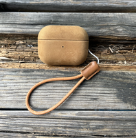 Étui en cuir de vachette Crazy Horse pour Airpods Pro 2, revêtement en cire d'huile véritable, style Indiana Jones, lumière LED visible à l'avant, marron clair