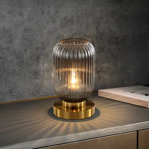 2022 New Design Brass/Grey Clear Glass Lampshade Pumpkin Solkint Table Lamp for Restaurants Hotels