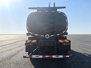 Camion-citerne à essence 4x4 en acier inoxydable pour le transport de carburant, occasion, à vendre, utilisé pour le ravitaillement des camions - Product Image 2