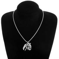 Mode acier inoxydable creux tête de cheval pendentif collier mignon Animal chaîne hommes décontracté esprit équestre Collection