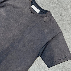 T-shirt épais personnalisé avec logo, streetwear, imprimé graphique, grande taille, délavé à l'acide, vintage, coupe oversize, 100% coton, écologique - Product Image 3
