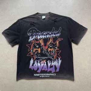 <span class=keywords><strong>T</strong></span>-<span class=keywords><strong>shirt</strong></span> in cotone elasticizzato comoda, vestibilità ampia, stile longline, stampa <span class=keywords><strong>band</strong></span> rock retrò, per festival <span class=keywords><strong>musicali</strong></span> e street culture estiva - Product Image 1