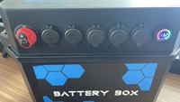 Shenzhentechnologycoltd 12V Dc Boîte de batterie au lithium Batterie Lifepo4 Mit Wechselrichterhoch Leistungs Batterie Fr Stockage de camping