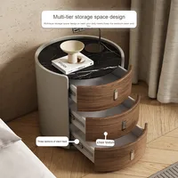 Meuble de chambre à coucher moderne haut de gamme 2025 en bois massif simple, nouvelle table de chevet en cuir de selle, armoire à trois tiroirs, Internet