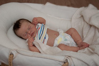 Nouveautés Personnalisables en Gros : Adorable Poupée Bébé Réaliste Faite à la Main, Idéale comme Cadeau d'Anniversaire, Poupée de Simulation de Bébé Reborn