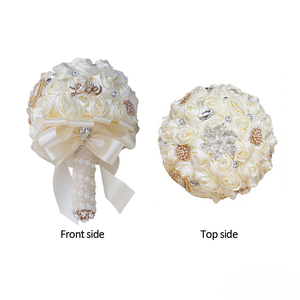 Buquês de Casamento com Rosas de Cetim por Atacado, Buquê de Flores Artificiais para Noivas com Broche - Product Image 3
