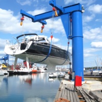 Nouvelles grues à flèche de moteur de haute qualité pour les industries de la construction pour la marina avec roulement et pompe de composants de base