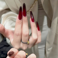 Ongles à presser longs style gothique dégradé noir et rouge, pour Noël et Nouvel An 2026, collection niche Halloween, ensemble prêt à poser