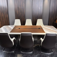 Meubles de bureau exécutifs sur mesure de grande taille, table de réunion contemporaine pour environnements de bureau élégants