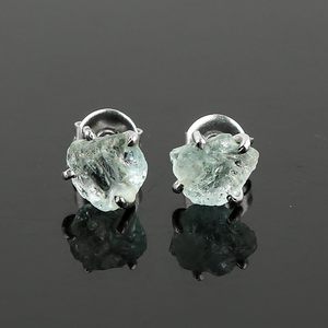 GEMKORA Pendientes de aguamarina azul natural con engaste de garra de piedra en bruto, joyería de regalo para mujer - Product Image 1