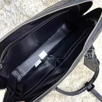 Sac de travail de luxe discret en cuir gaufré crocodile, logo personnalisé pour la vente en gros, doublure en cuir véritable, fermeture éclair, grande capacité