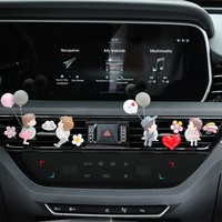 Diffuseur de parfum solide créatif pour grille d'aération de voiture, motif couple s'embrassant, décoration en plastique, désodorisant