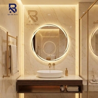 Miroir de salle de bain LED intelligent rond à double croissant rétroéclairé avec affichage de l'heure, anti-buée, à intensité variable, pour projets hôteliers