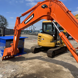Excavadora de Ruedas Doosan DH55 Usada en Buen Estado, Pocas Horas de Trabajo, Original Coreana Doosan DX150 DX225LCADX140, DX225LC-9C - Product Image 5